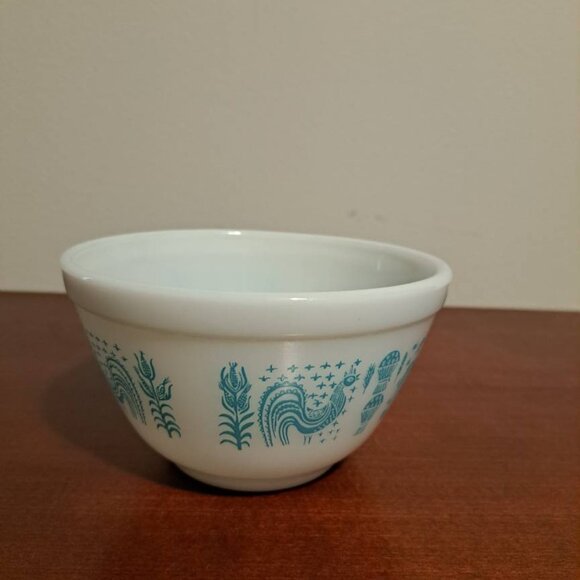 Pyrex Vintage 401 Amish Butterprint 1 1/2 Pint Round Mixing Serving Bowl - Picture 2 of 6